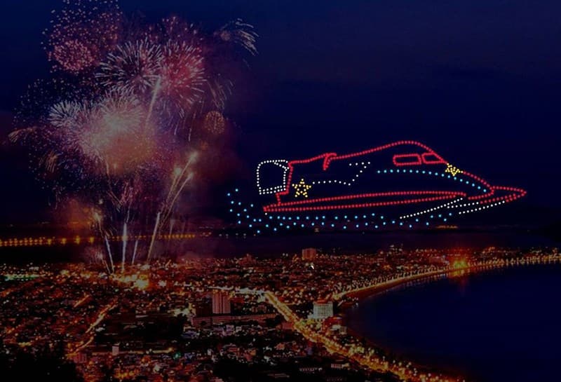 So Sánh Drone Show Với Pháo Hoa: Nên Chọn Gì Cho 2026?